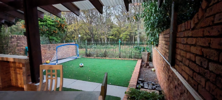 3 Bedroom Property for Sale in Hennopspark Gauteng