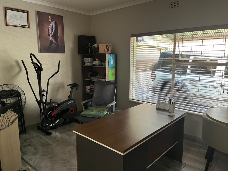 4 Bedroom Property for Sale in Sunward Park Gauteng