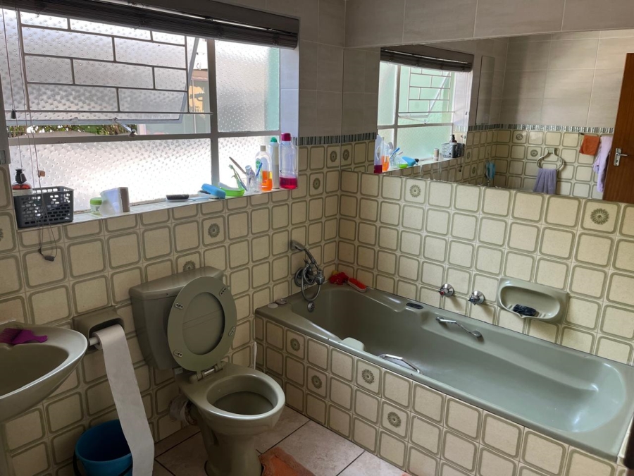 4 Bedroom Property for Sale in Sunward Park Gauteng