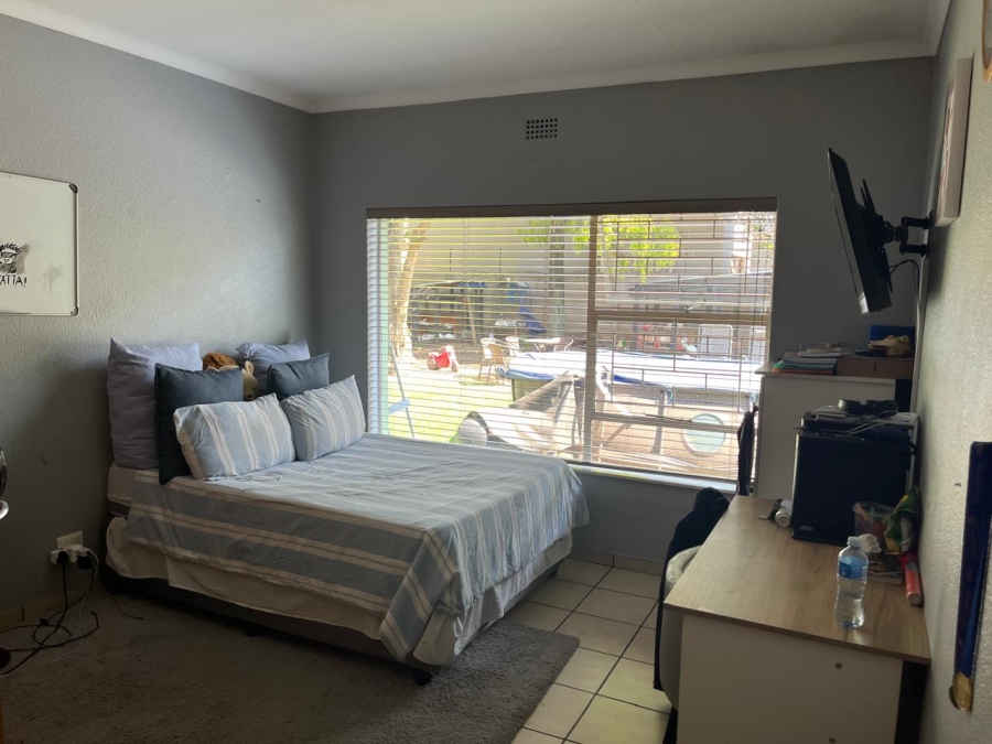 4 Bedroom Property for Sale in Sunward Park Gauteng