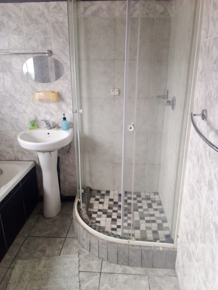 3 Bedroom Property for Sale in West Park Gauteng