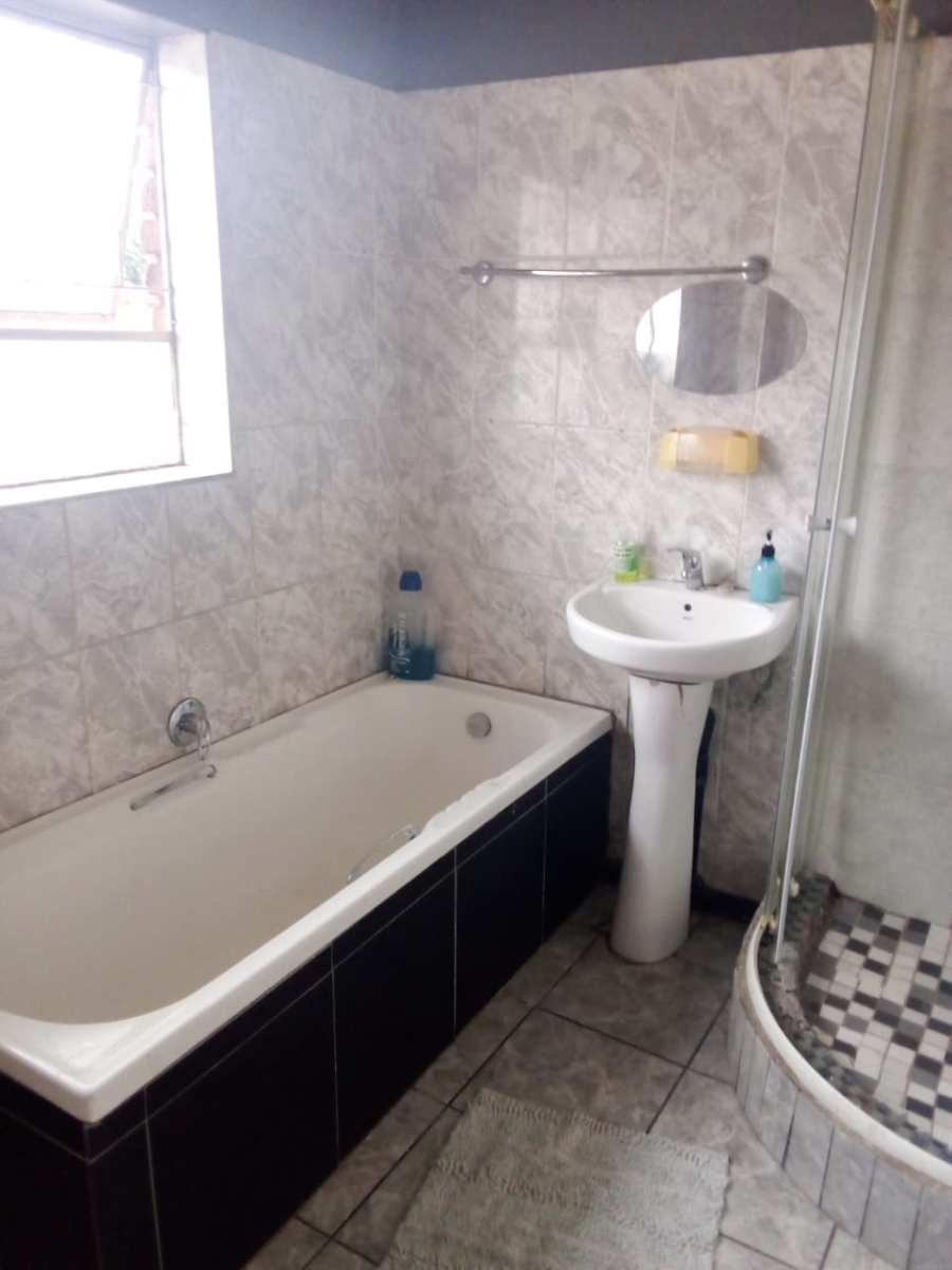 3 Bedroom Property for Sale in West Park Gauteng