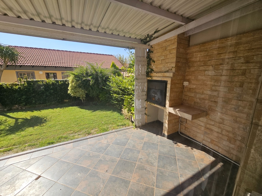3 Bedroom Property for Sale in Annlin Gauteng