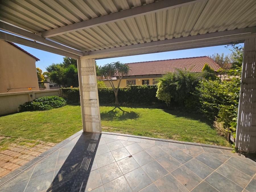 3 Bedroom Property for Sale in Annlin Gauteng
