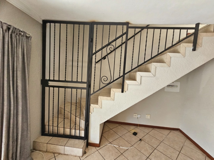 3 Bedroom Property for Sale in Annlin Gauteng