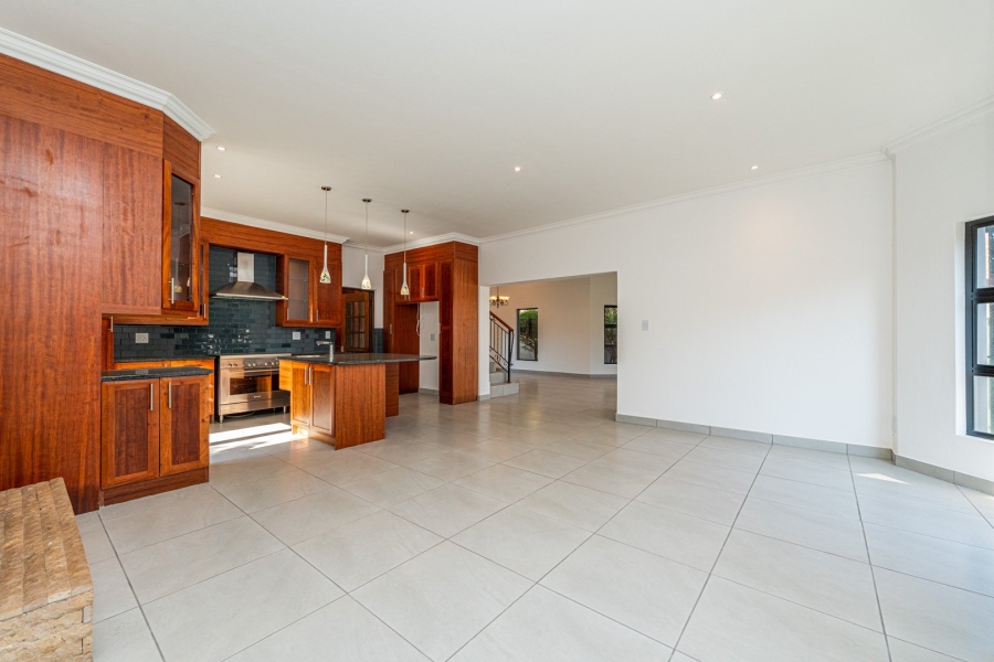 4 Bedroom Property for Sale in Pinehaven Gauteng