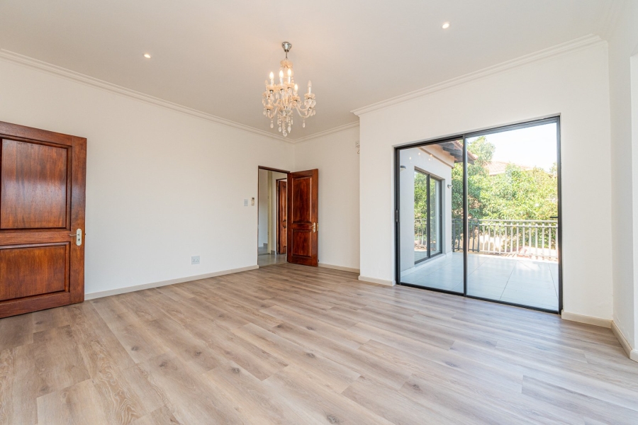 4 Bedroom Property for Sale in Pinehaven Gauteng
