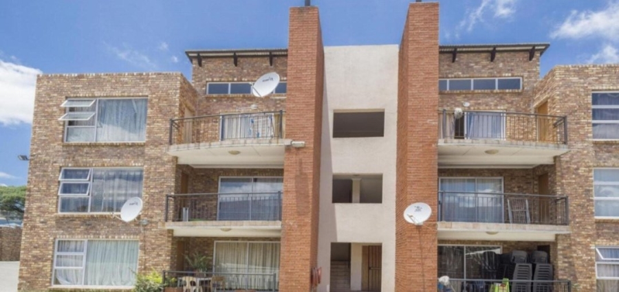 2 Bedroom Property for Sale in Halfway House Gauteng