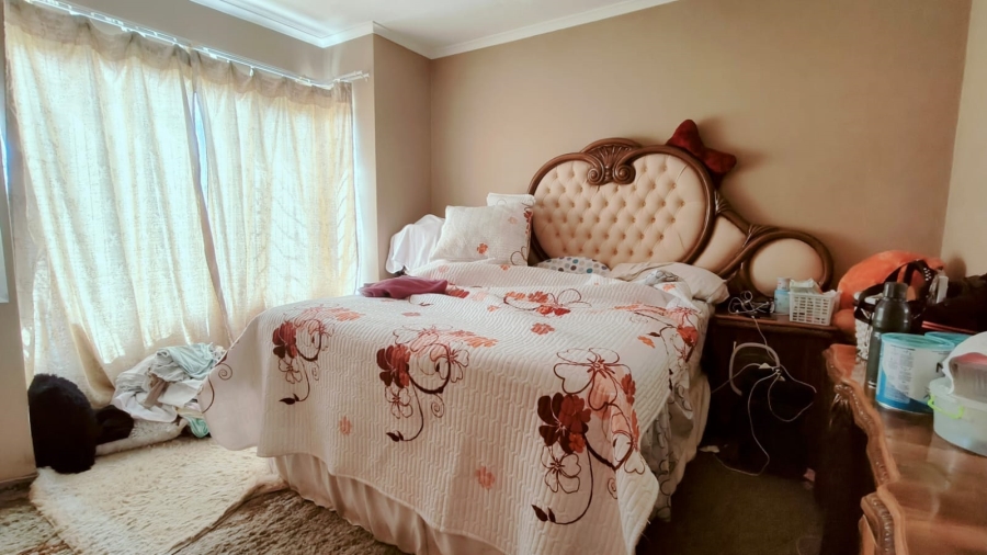 2 Bedroom Property for Sale in Montana Tuine Gauteng