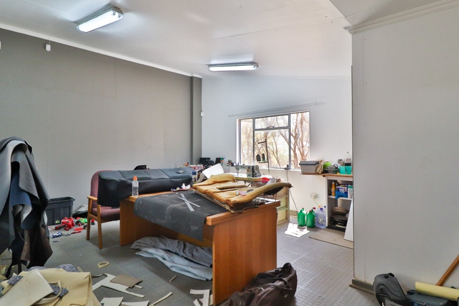  Bedroom Property for Sale in Donkerhoek AH Gauteng