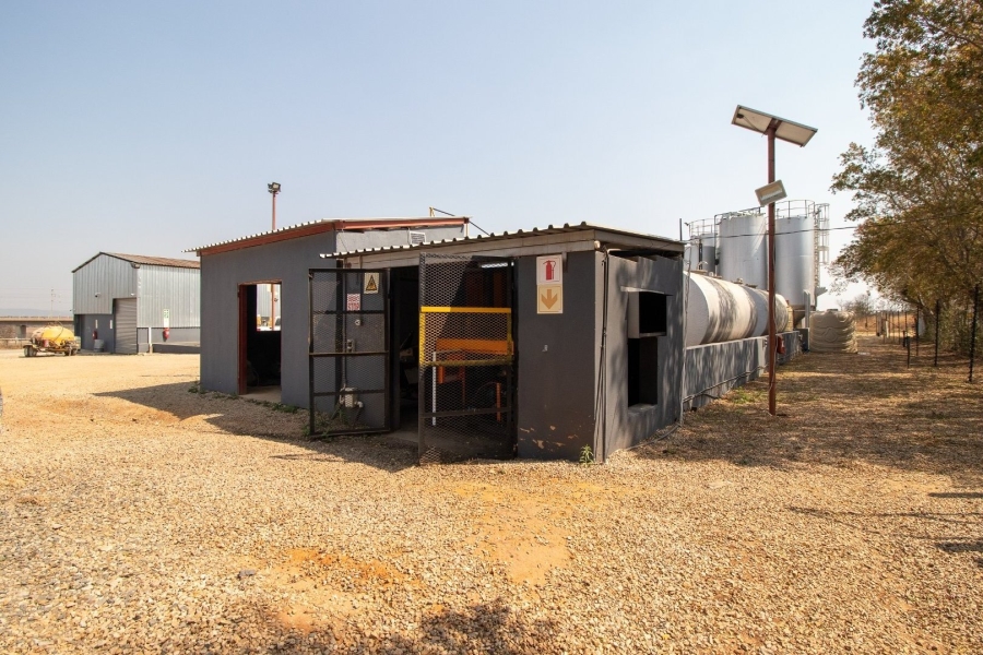  Bedroom Property for Sale in Donkerhoek AH Gauteng