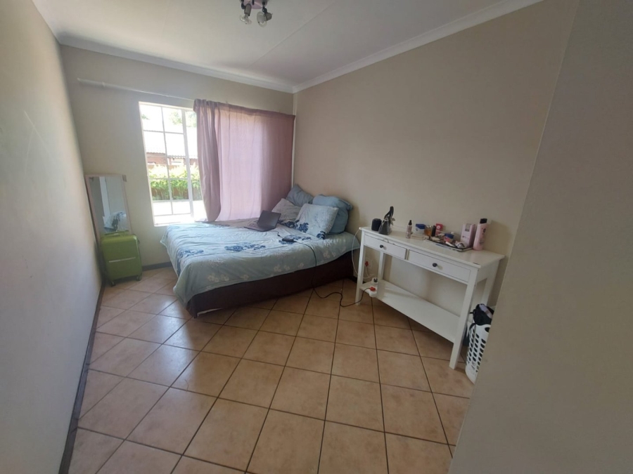 To Let 2 Bedroom Property for Rent in Monavoni Gauteng