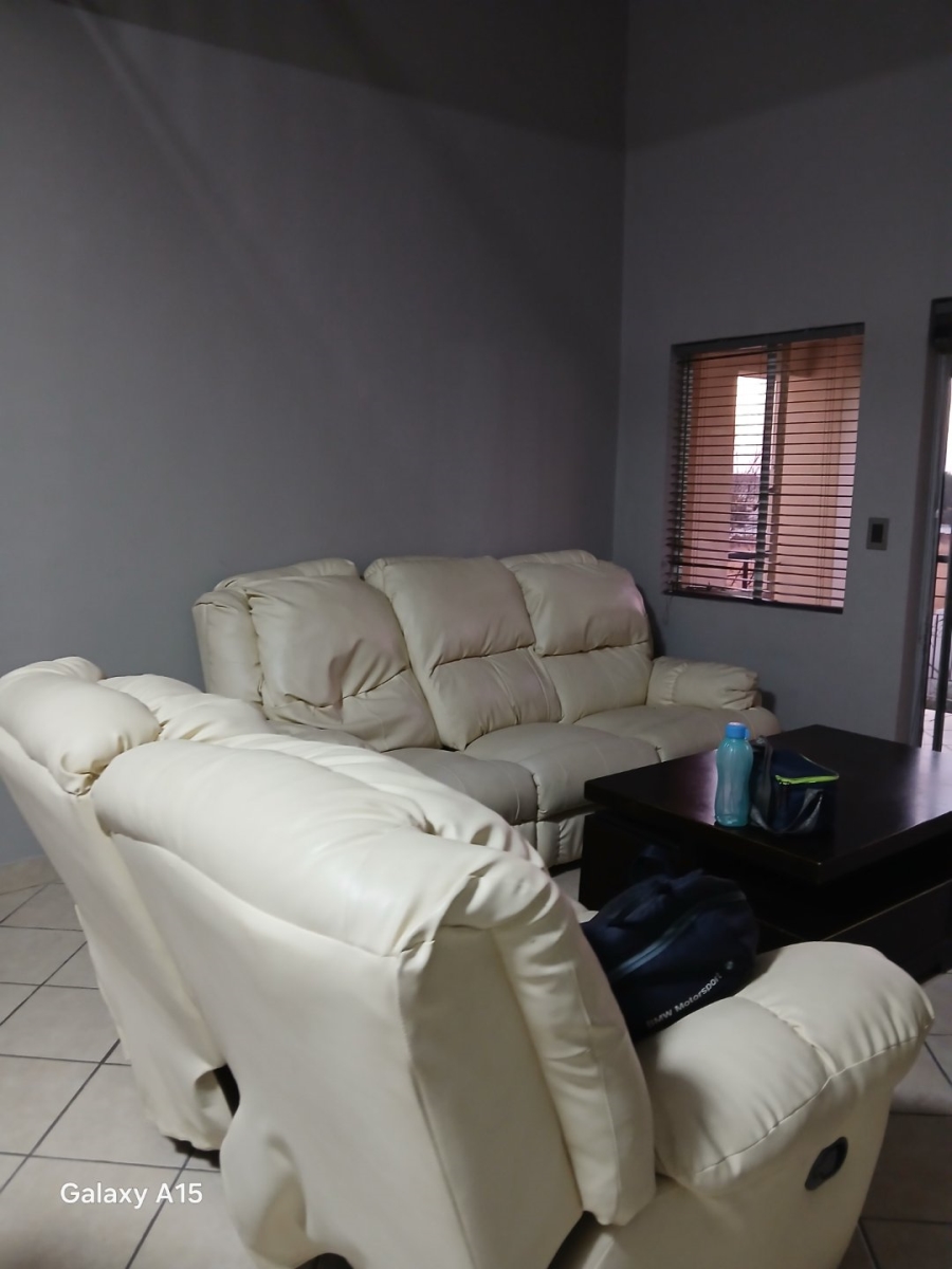 2 Bedroom Property for Sale in Country View Gauteng