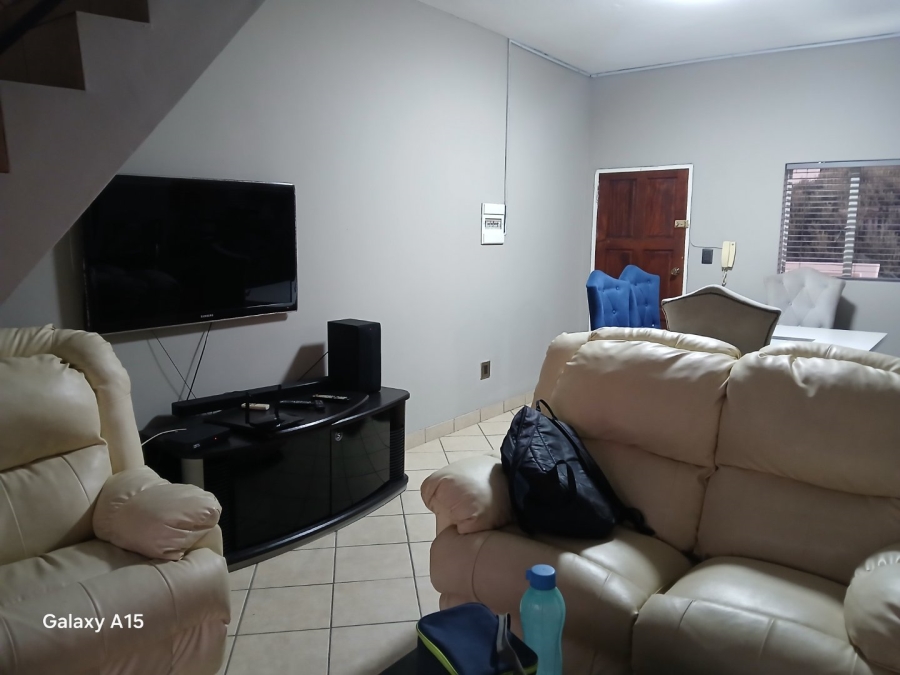 2 Bedroom Property for Sale in Country View Gauteng