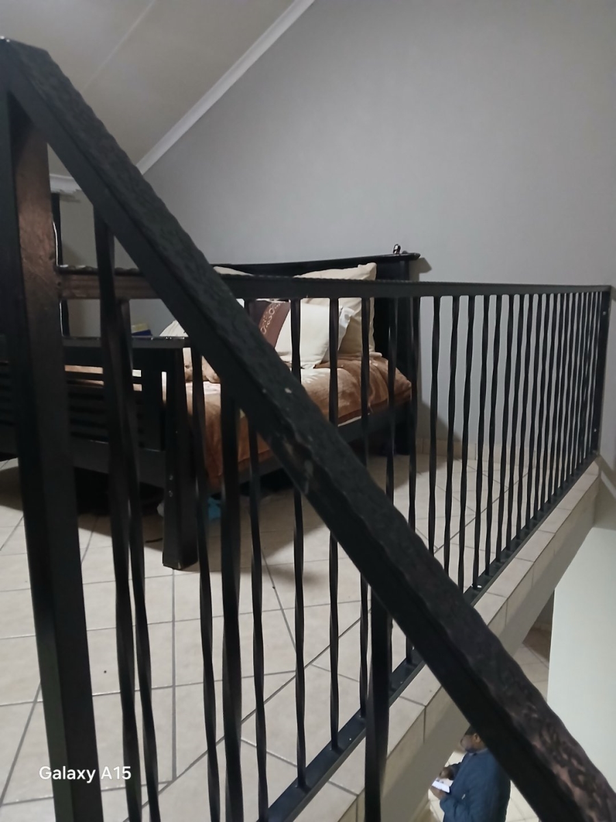 2 Bedroom Property for Sale in Country View Gauteng