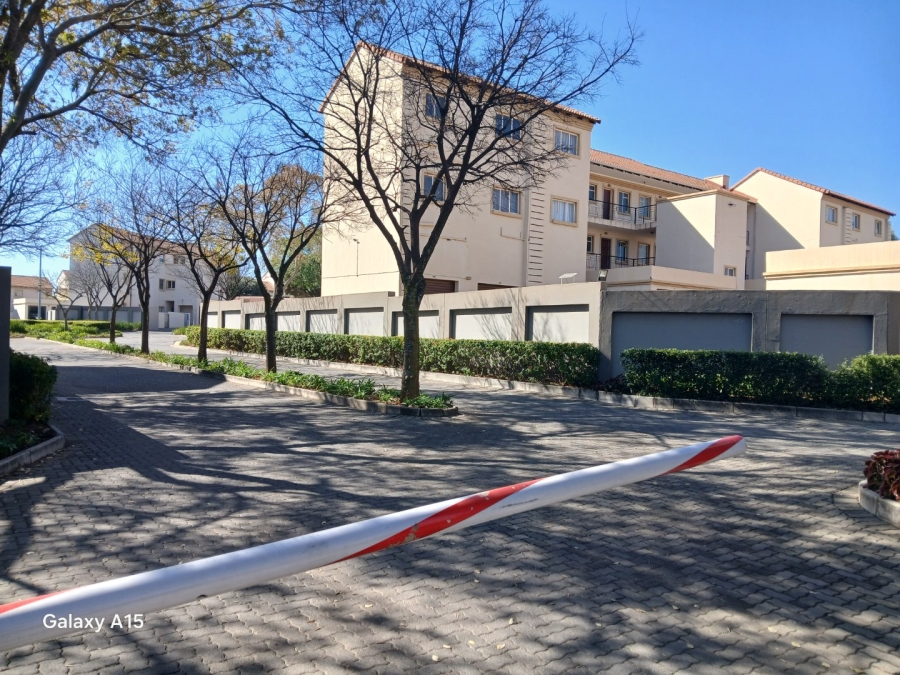 2 Bedroom Property for Sale in Country View Gauteng