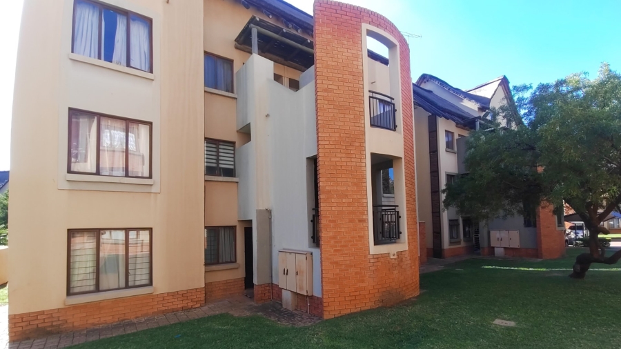 2 Bedroom Property for Sale in Montana Tuine Gauteng