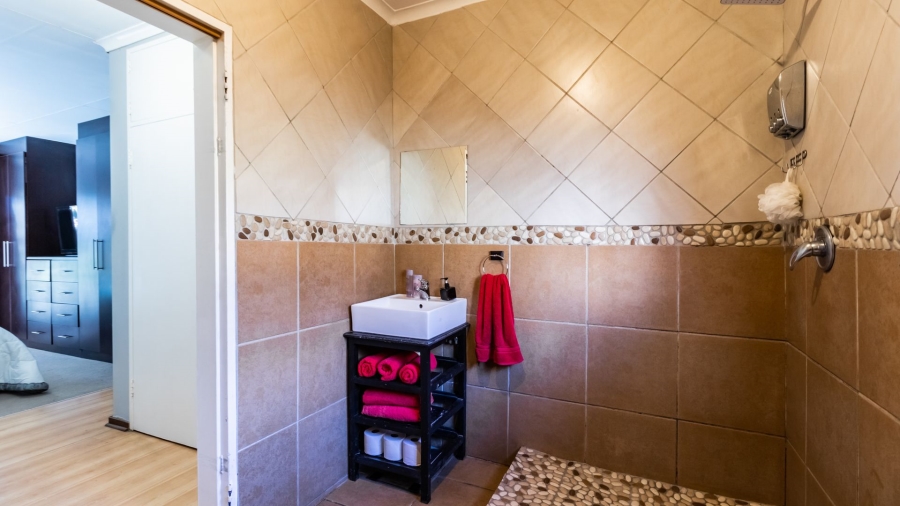 3 Bedroom Property for Sale in Birchleigh North Gauteng