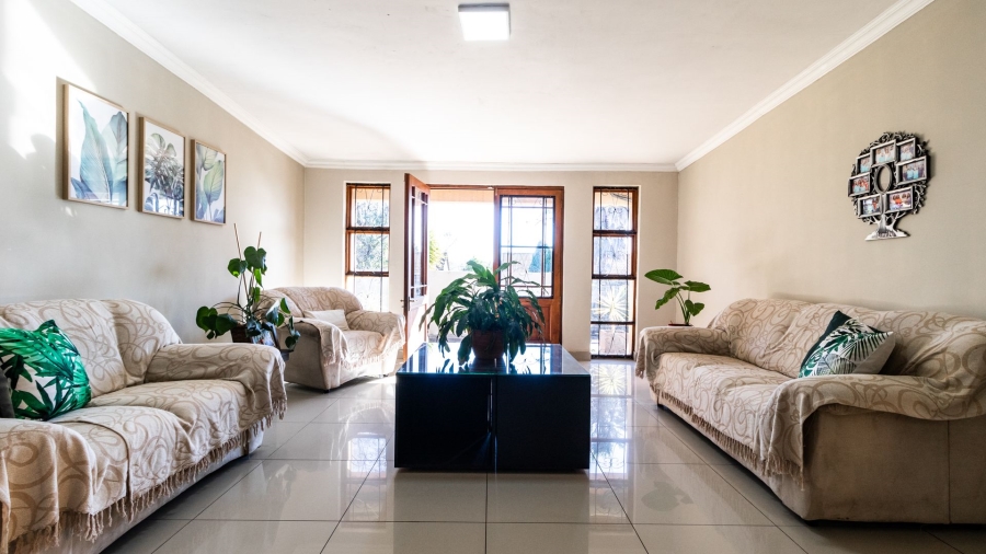 3 Bedroom Property for Sale in Birchleigh North Gauteng