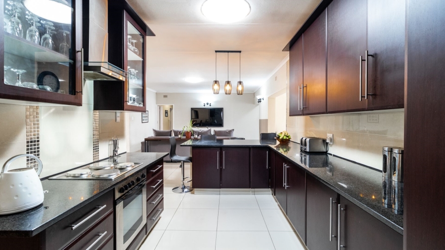 3 Bedroom Property for Sale in Birchleigh North Gauteng