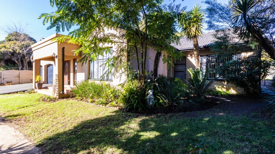 3 Bedroom Property for Sale in Birchleigh North Gauteng