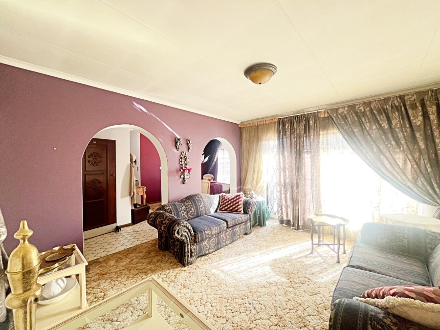 3 Bedroom Property for Sale in Wierda Park Gauteng