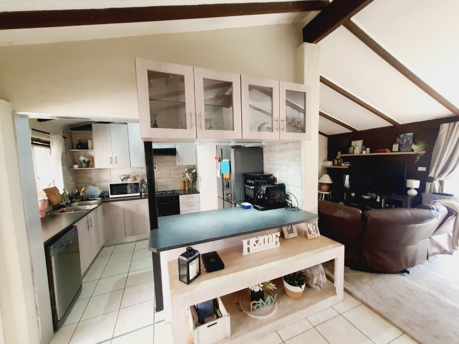 4 Bedroom Property for Sale in Elardus Park Gauteng