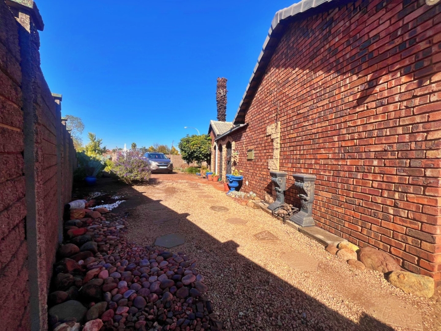 3 Bedroom Property for Sale in Wierda Park Gauteng