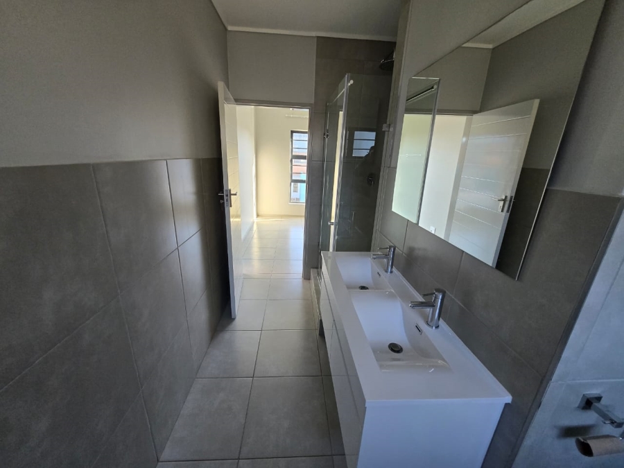 To Let 3 Bedroom Property for Rent in Rooihuiskraal North Gauteng