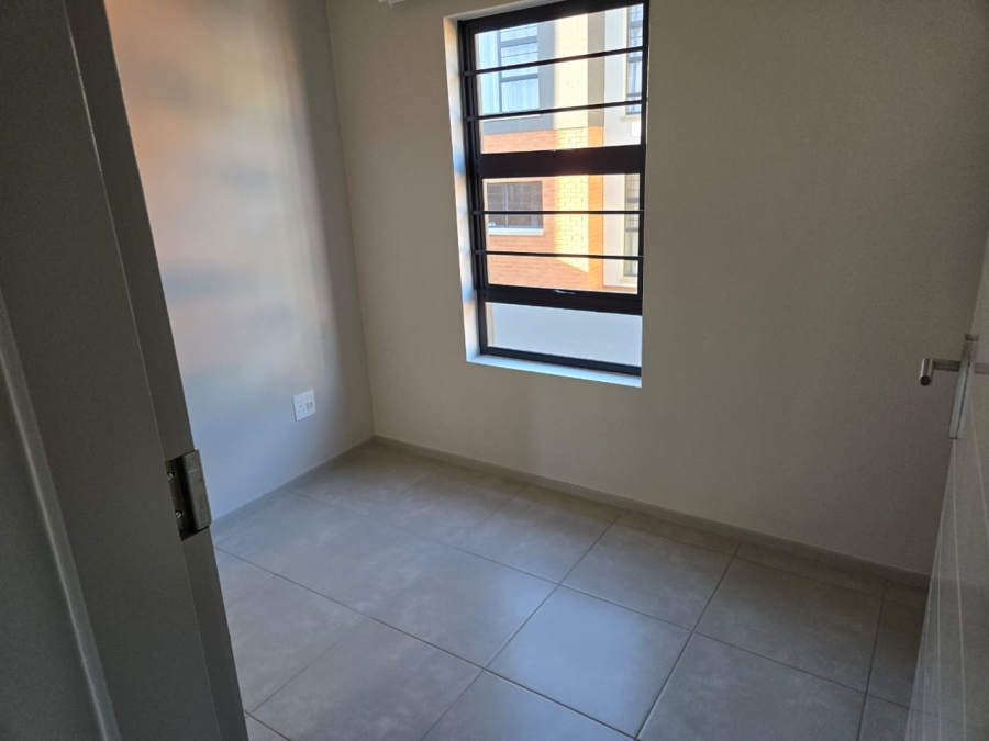 To Let 3 Bedroom Property for Rent in Rooihuiskraal North Gauteng