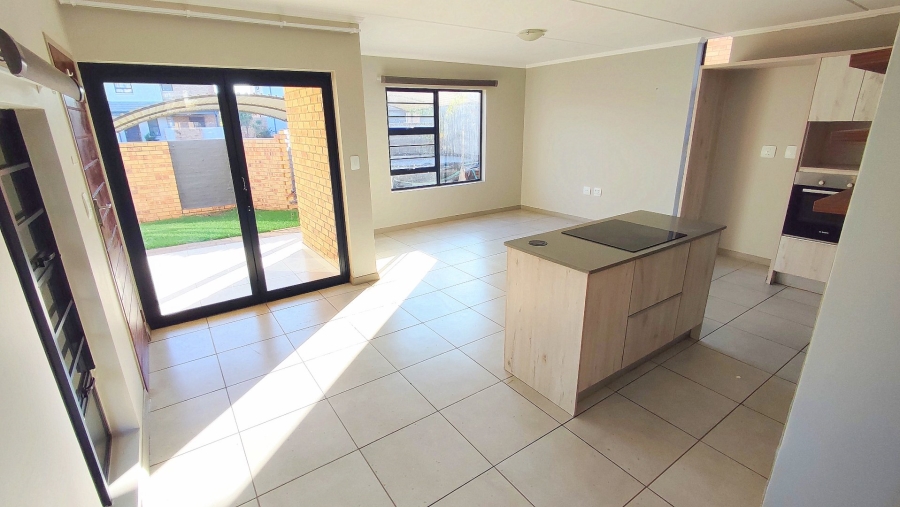 3 Bedroom Property for Sale in Amberfield Gauteng