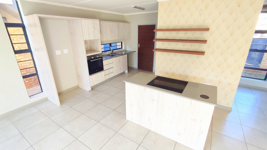 3 Bedroom Property for Sale in Amberfield Gauteng