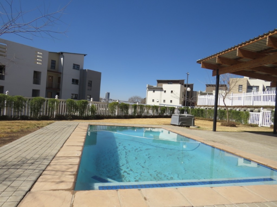 To Let 2 Bedroom Property for Rent in Barbeque Downs Gauteng