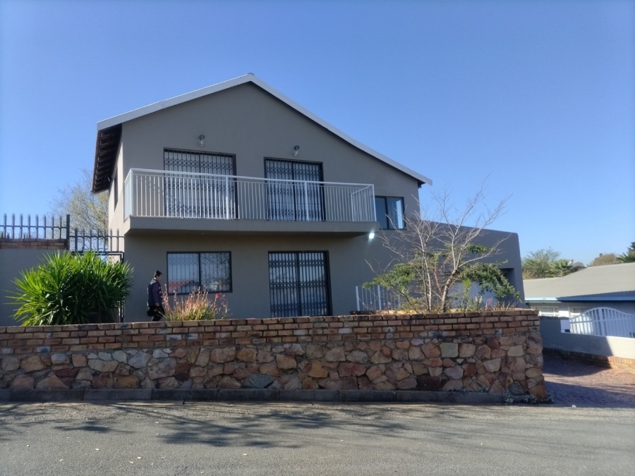 3 Bedroom Property for Sale in Sophiatown Gauteng