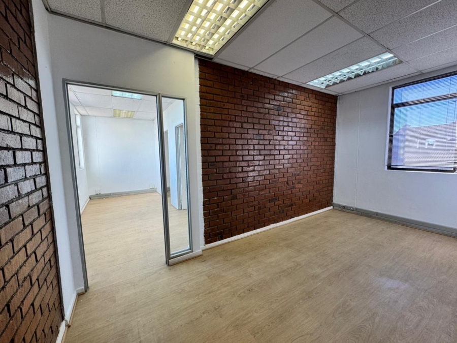 To Let commercial Property for Rent in Olifantsfontein Gauteng