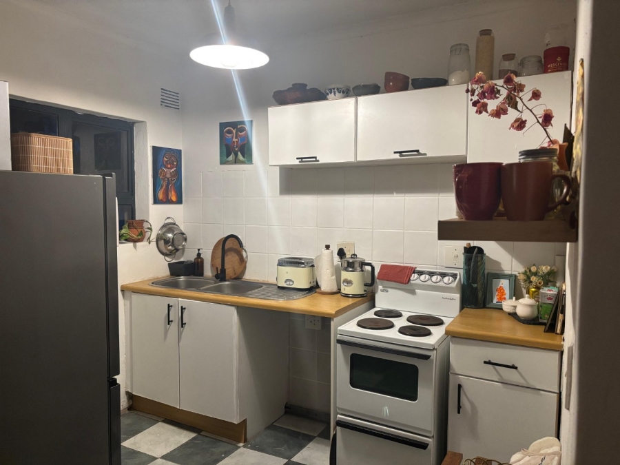 To Let 1 Bedroom Property for Rent in Norwood Gauteng