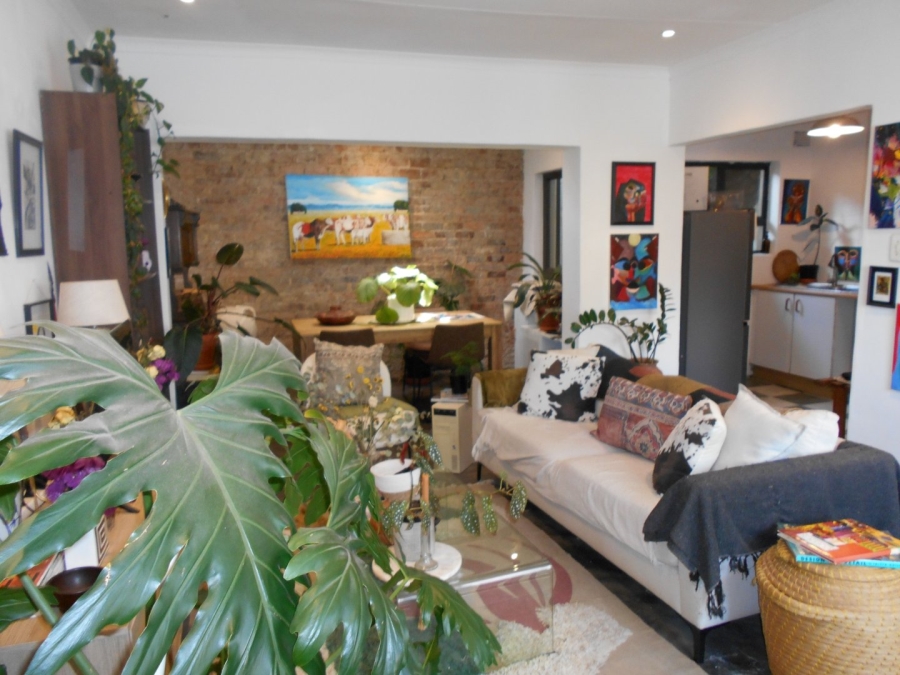 To Let 1 Bedroom Property for Rent in Norwood Gauteng