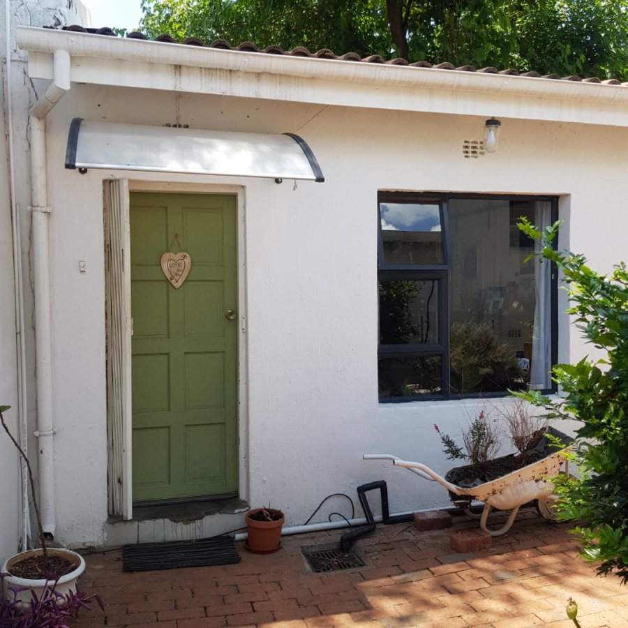 To Let 1 Bedroom Property for Rent in Norwood Gauteng