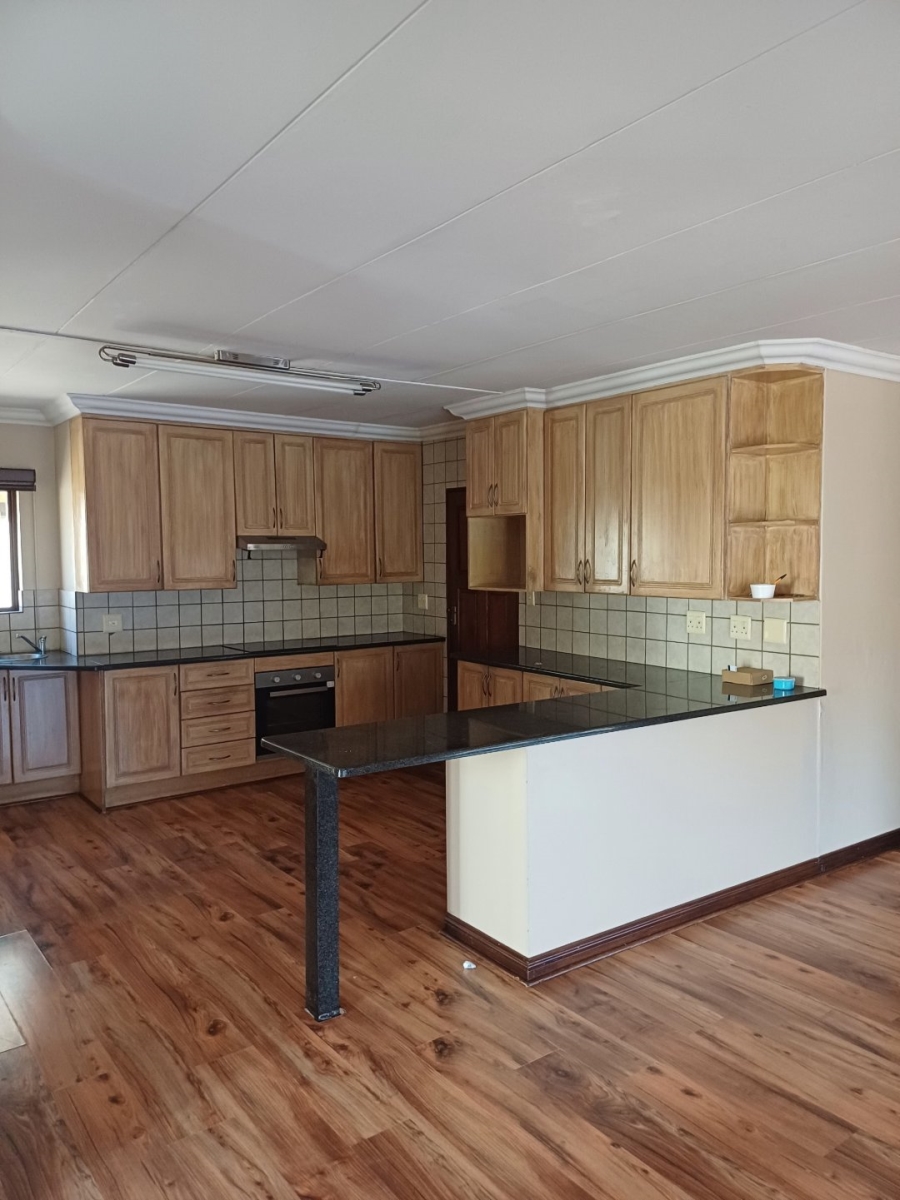 3 Bedroom Property for Sale in Willow Acres Ext 10 Gauteng