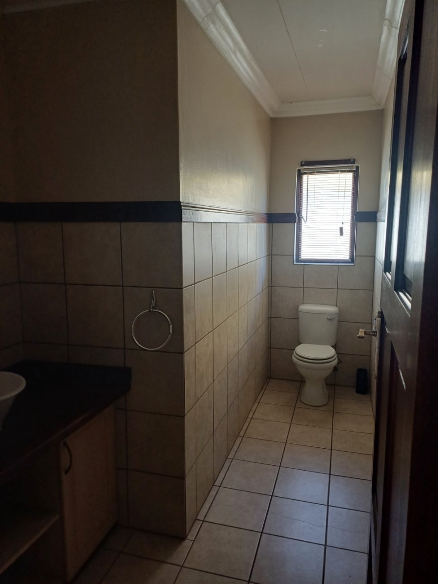 3 Bedroom Property for Sale in Willow Acres Ext 10 Gauteng