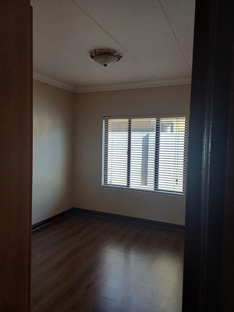 3 Bedroom Property for Sale in Willow Acres Ext 10 Gauteng