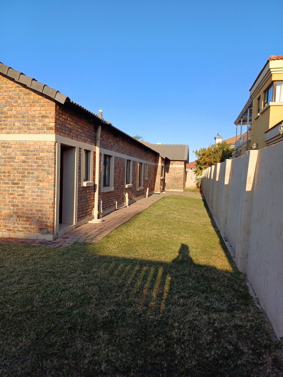 3 Bedroom Property for Sale in Willow Acres Ext 10 Gauteng