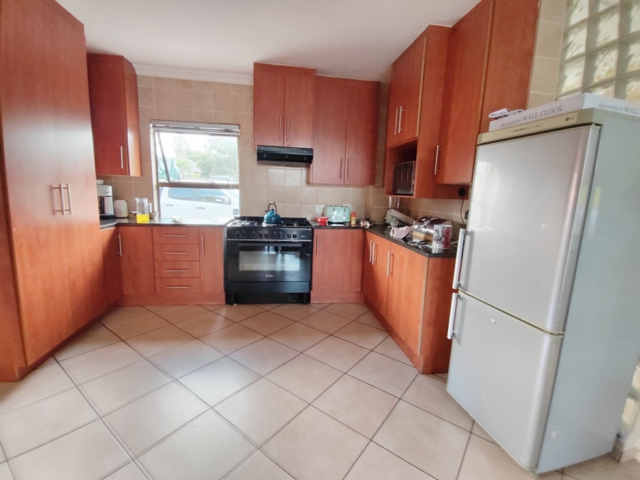 6 Bedroom Property for Sale in Montana Park Gauteng