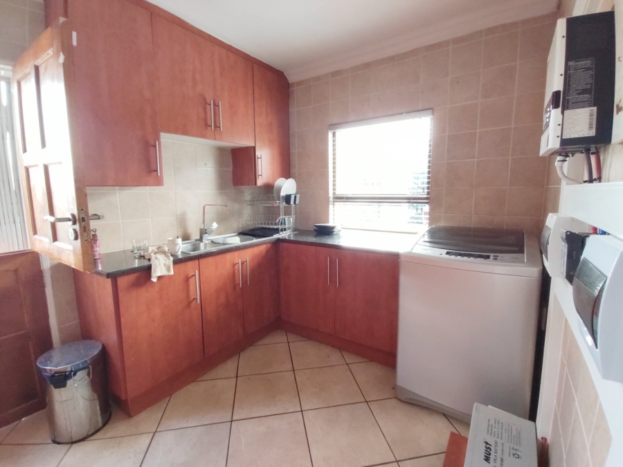 6 Bedroom Property for Sale in Montana Park Gauteng