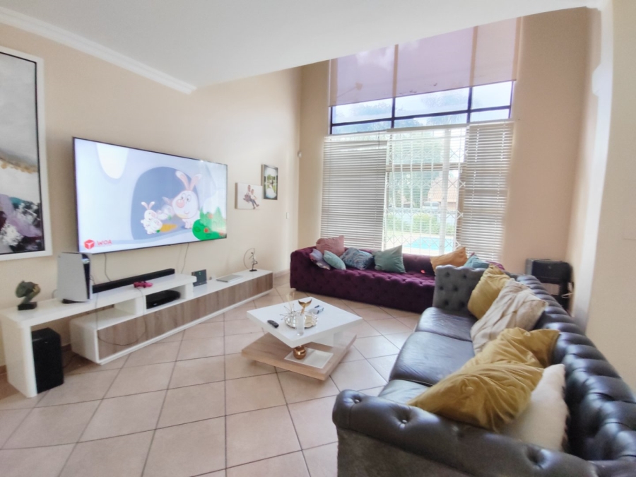 6 Bedroom Property for Sale in Montana Park Gauteng