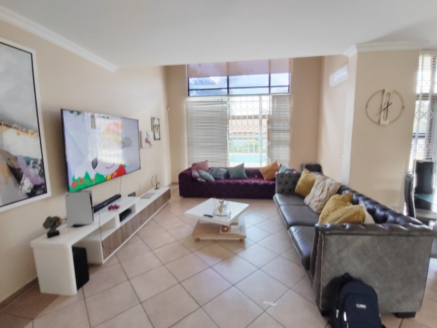 6 Bedroom Property for Sale in Montana Park Gauteng