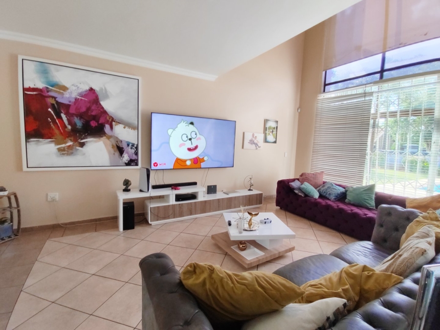 6 Bedroom Property for Sale in Montana Park Gauteng