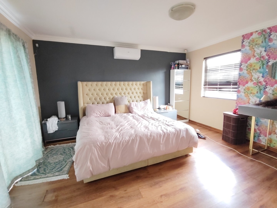 6 Bedroom Property for Sale in Montana Park Gauteng