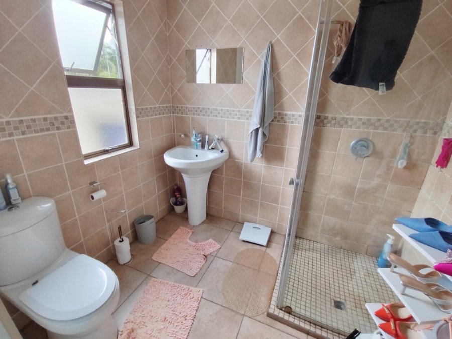 6 Bedroom Property for Sale in Montana Park Gauteng