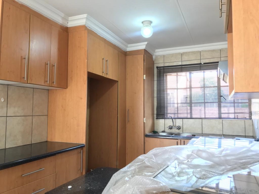 To Let 3 Bedroom Property for Rent in Norkem Park Gauteng